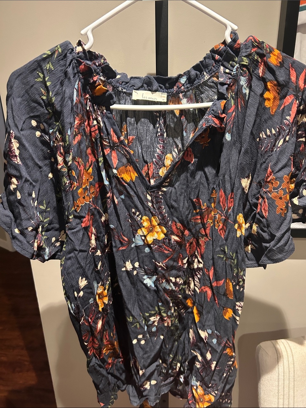 Navy Floral V-Neck Puff Sleeve Blouse
